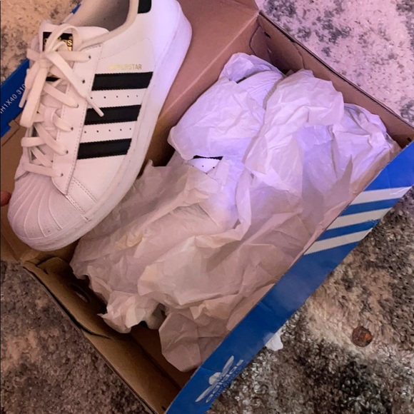 Adidas sneakers - Picture 1 of 2